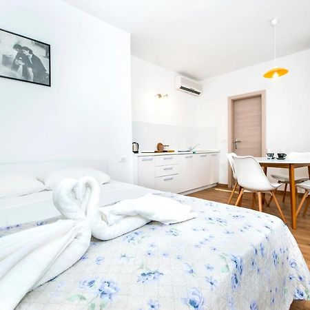 Apartments In Rovinj Centre מראה חיצוני תמונה