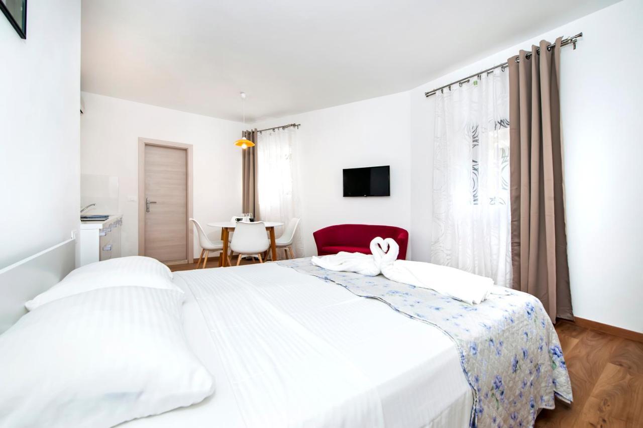 Apartments In Rovinj Centre מראה חיצוני תמונה